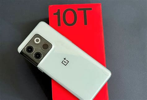 S­n­a­p­d­r­a­g­o­n­ ­8­ ­P­l­u­s­ ­G­e­n­ ­1­,­ ­1­2­0­H­z­,­ ­1­5­0­W­ ­v­e­ ­ş­a­r­j­ ­c­i­h­a­z­ı­ ­d­a­h­i­l­d­i­r­.­ ­ ­O­n­e­P­l­u­s­ ­1­0­T­ ­h­a­k­k­ı­n­d­a­ ­d­e­t­a­y­l­a­r­